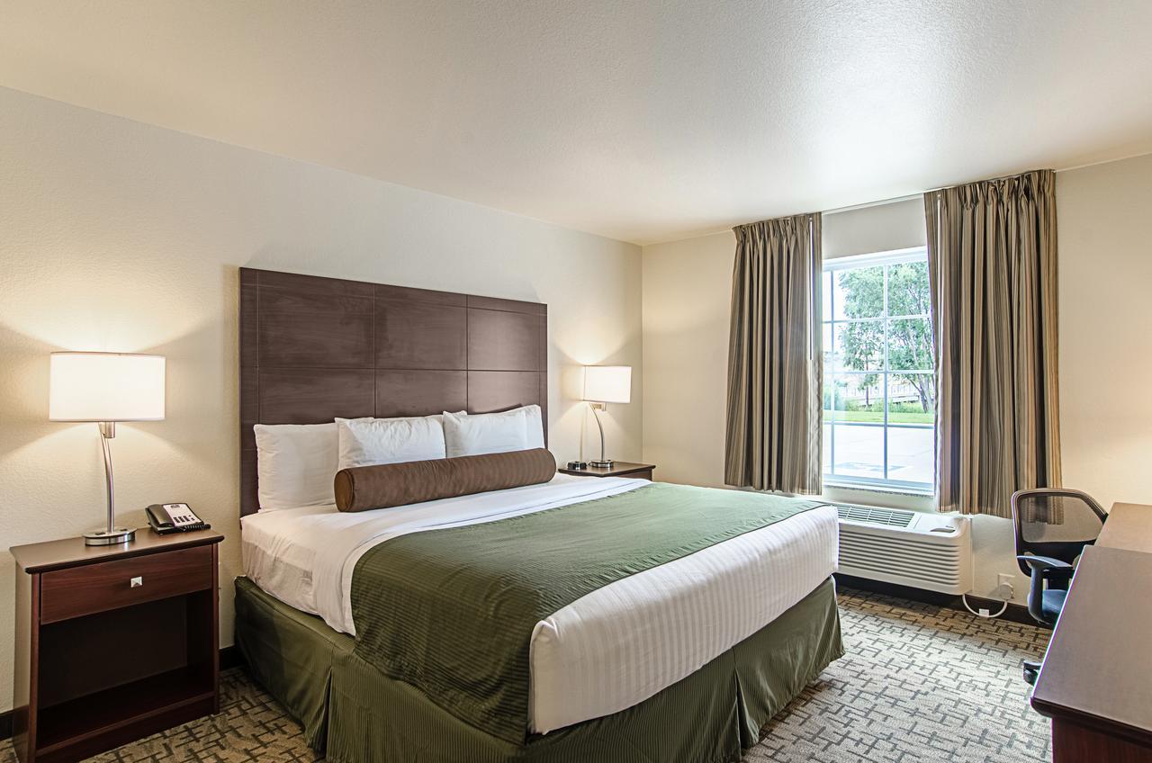 Cobblestone Inn & Suites - เกิร์นซีย์ ภายนอก รูปภาพ